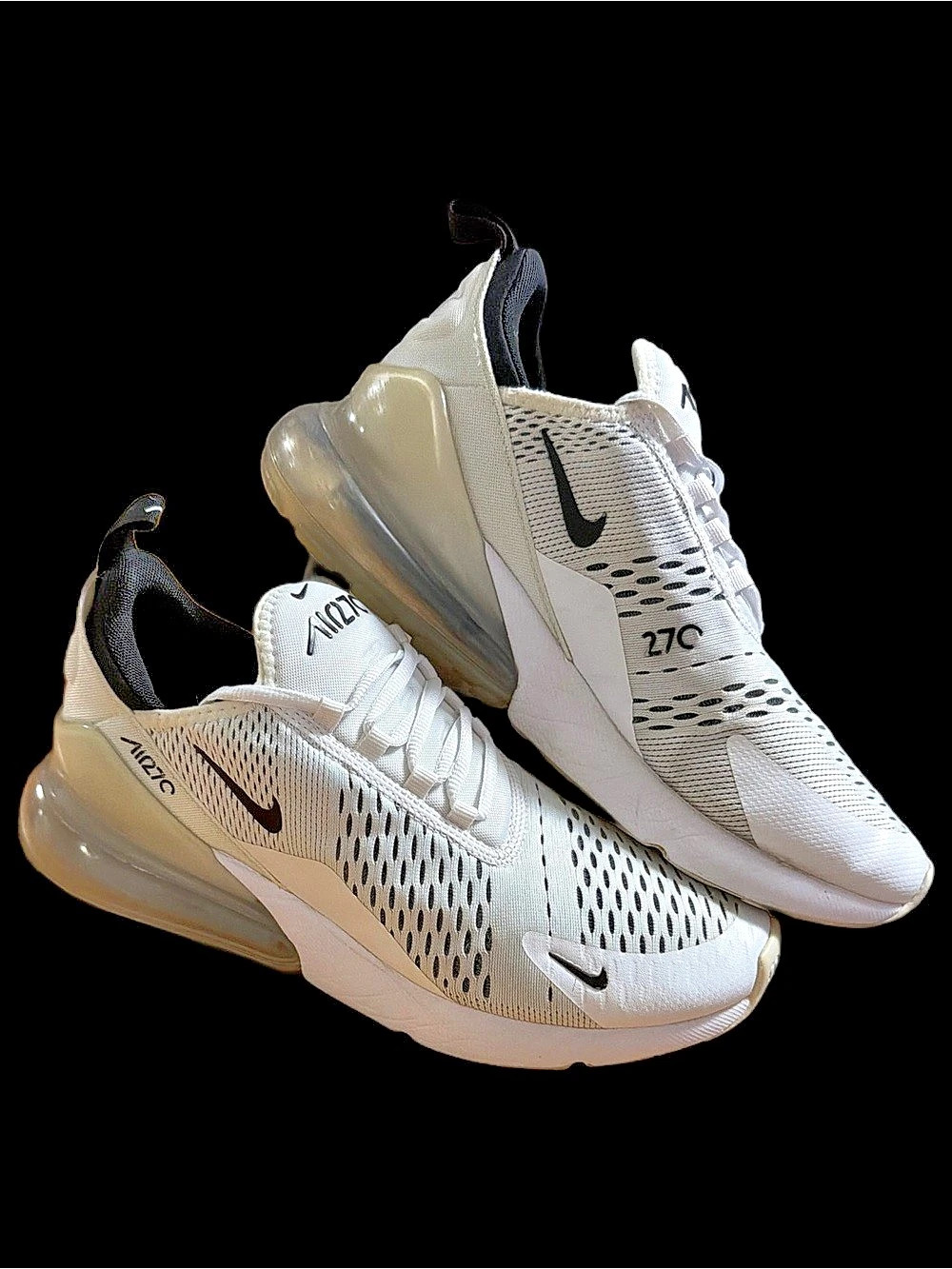 Nike Air Max 270 Woman’s  Athletic Shoes White & Black US WOMANS size 11